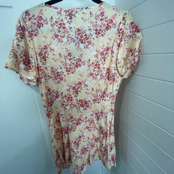 NWT Forever 21 Faux Wrap Dress - Picture 2 of 3